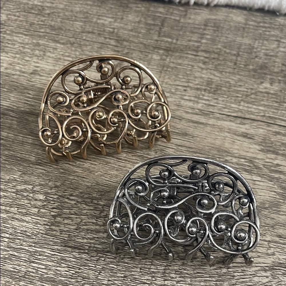 Anthropologie mini mixed metal hair claw clip